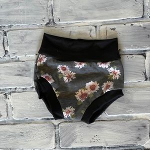 Heathered Daisy Bummie